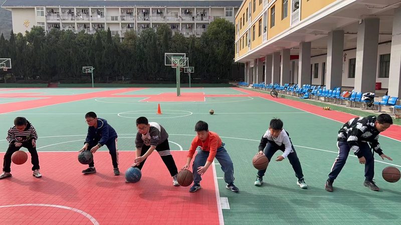 在培训实施过程中，要关注以下几点：
