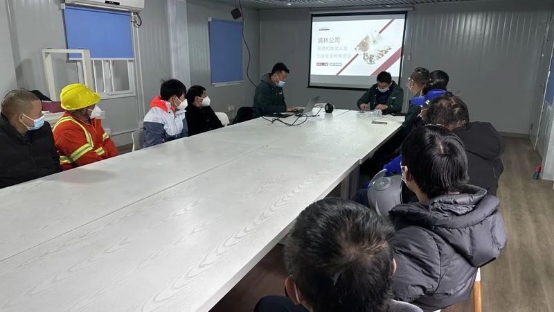 广州市教育考试院报考电话：020-12320